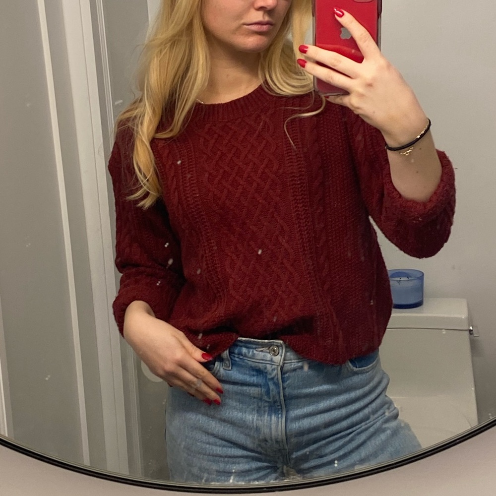 Maroon red sweater. Fisherman knit style.